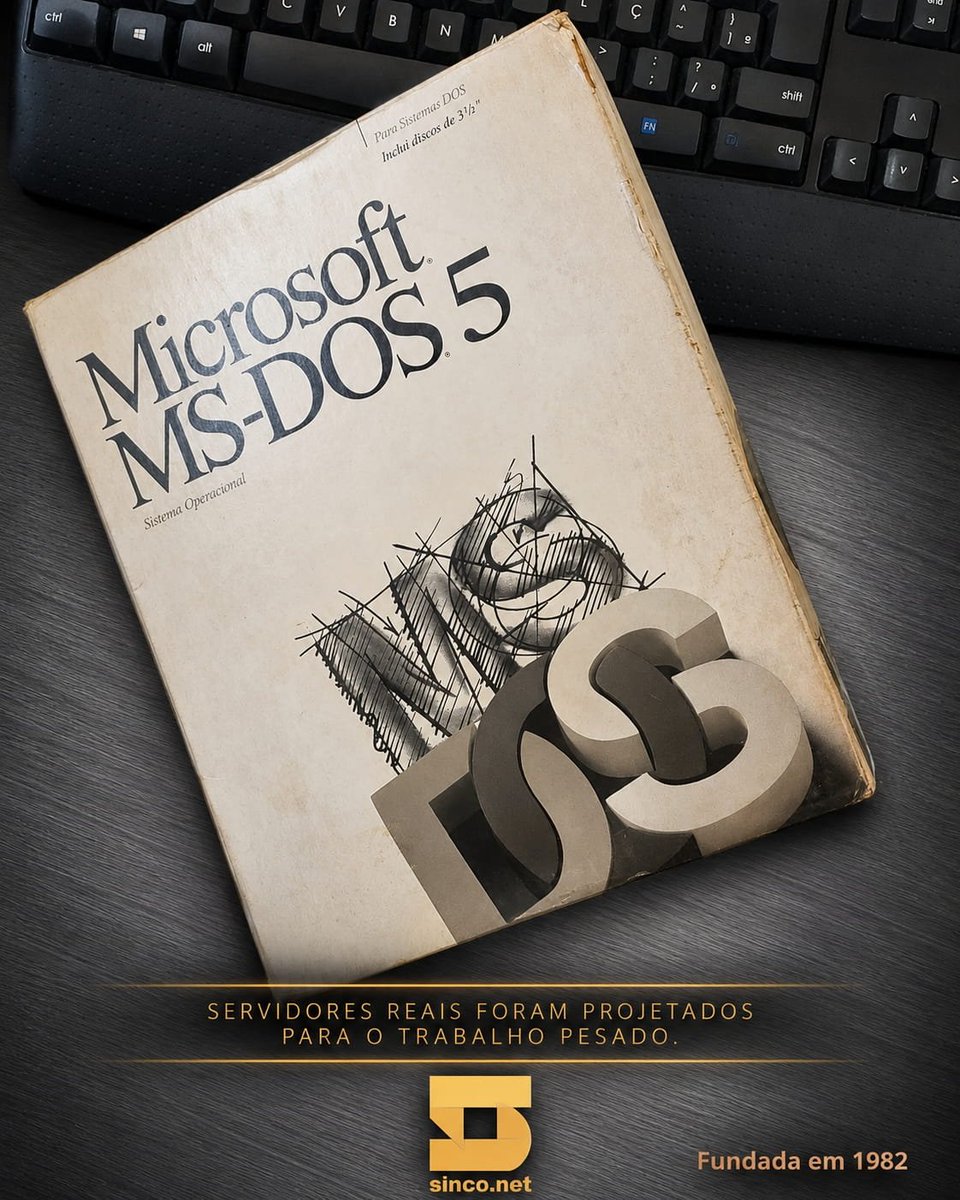 Sinco_Brasil's tweet photo. Nesse #TBT voltamos para 1992, com esse #Microsoft MS-DOS 5 em português!
Lá se vão 34 anos e esse exemplar original ainda está em nosso inventário de museu!
#Sinco #Desde1982 #throwbackthursday 🇧🇷 https://t.co/Dcsfy1tRJb