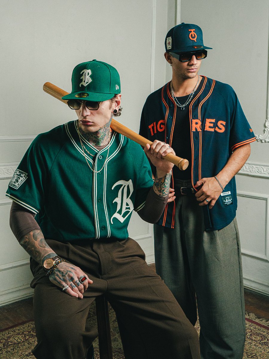 NewEraMx's tweet photo. 🧢 @LMBBanorte x @NewEraMx ⚾️

Esta colección revive la esencia del juego con una estética que mezcla historia, carácter y estilo dentro y fuera del campo.🔥 

Disponibles en: https://t.co/TJCo0rFf2B, New Era App y New Era Stores.

#NewEraMéxico https://t.co/NjKZsxW2ok