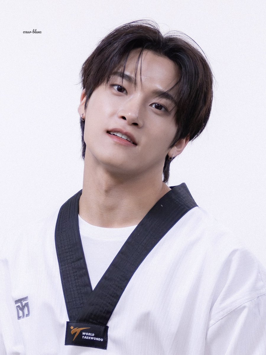 coeurblanc_0524's tweet photo. 260702 점프업 🤍

 잘생겼다,,

#xikers #싸이커스 #준민 #JUNMIN https://t.co/ZPTqqbTsGA