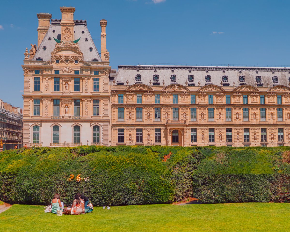 matialonsor's tweet photo. Un 2 de Julio de 2022 saqué esta foto en el Jardin de las Tullerias en Paris, asi que felices 30 a esta persona https://t.co/bu4usw3SRS