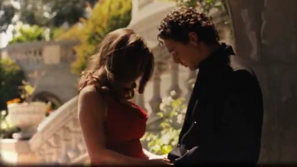 anikaareads's tweet photo. if it is tucker and sabrina's wedding then hannah is pregnant here with gigi and wyatt 🥹 https://t.co/81rRd7pluI