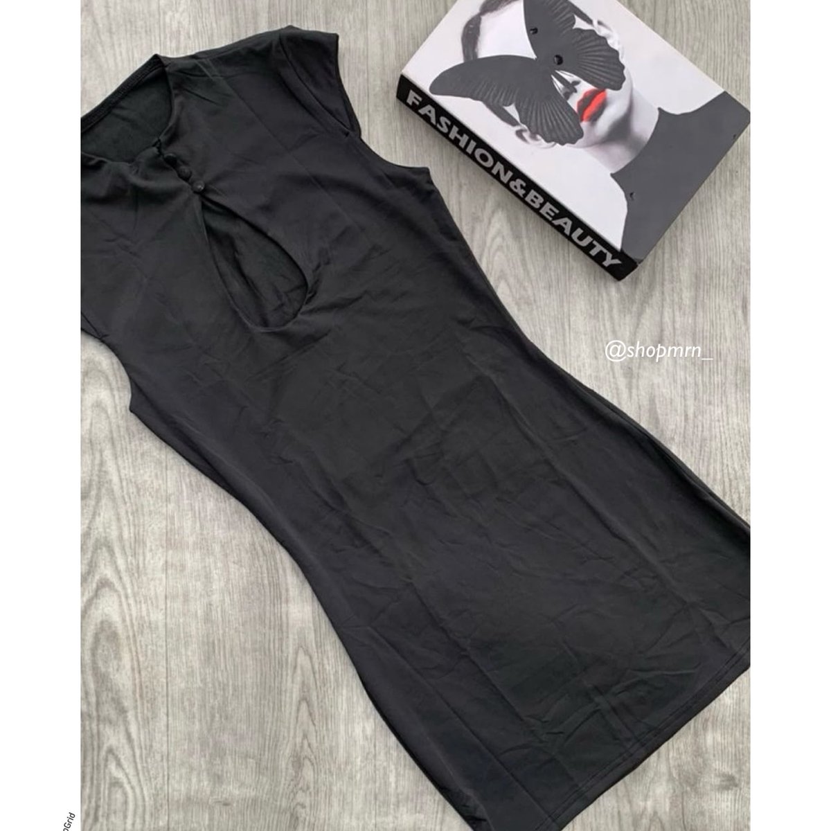 shopmrn_'s tweet photo. Keyhole Mini Dress
Sizes: S, M, L
Colours: Display Colour
Price: 31,500NGN https://t.co/bnDRY12sro