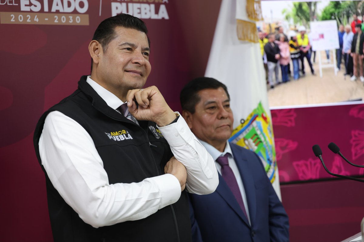 InteractivoPue_'s tweet photo. 👏🏻📣 Con #resultados en 18 meses, Gobierno del Estado es #referente nacional en #infraestructura 👷🏻♂️🚧
https://t.co/dqX13tY4x9 https://t.co/uC3VlQdXig