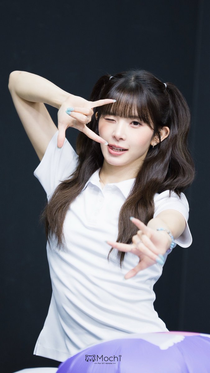 mochi031004's tweet photo. 260628 whosfan

🤟🏻

#Kotone #코토네 #琴音
#tripleS #트리플에스 #トリプルS https://t.co/cTr6lGUV85