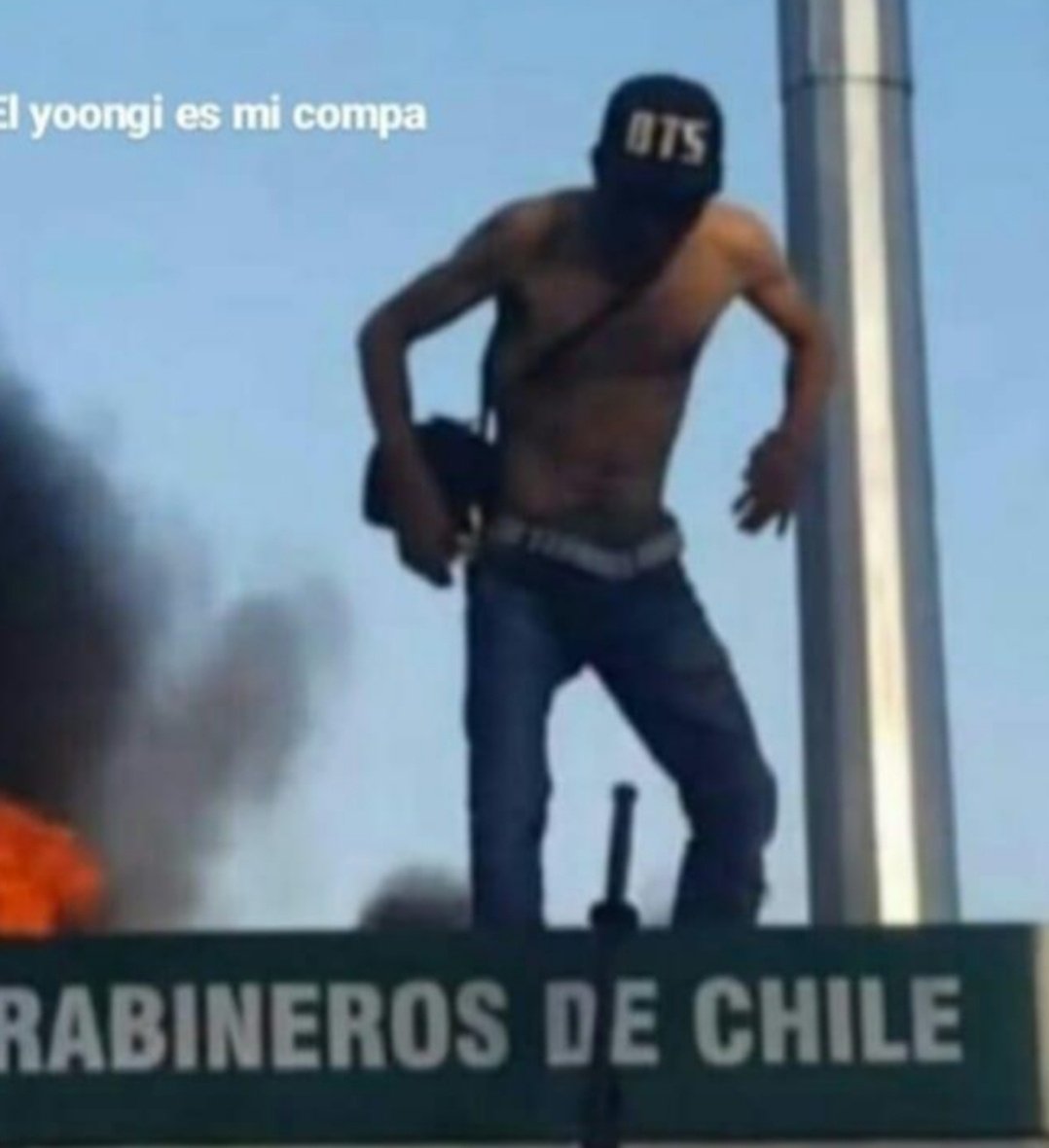 Mandefenton's tweet photo. #BTSALNACIONAL no existe otro recinto que pueda recibir el escenario 360º ni que tenga la capacidad para 3 conciertos agotados. No pueden arrepentirse a 3 meses de las fechas en Chile https://t.co/iiYgf3WokF