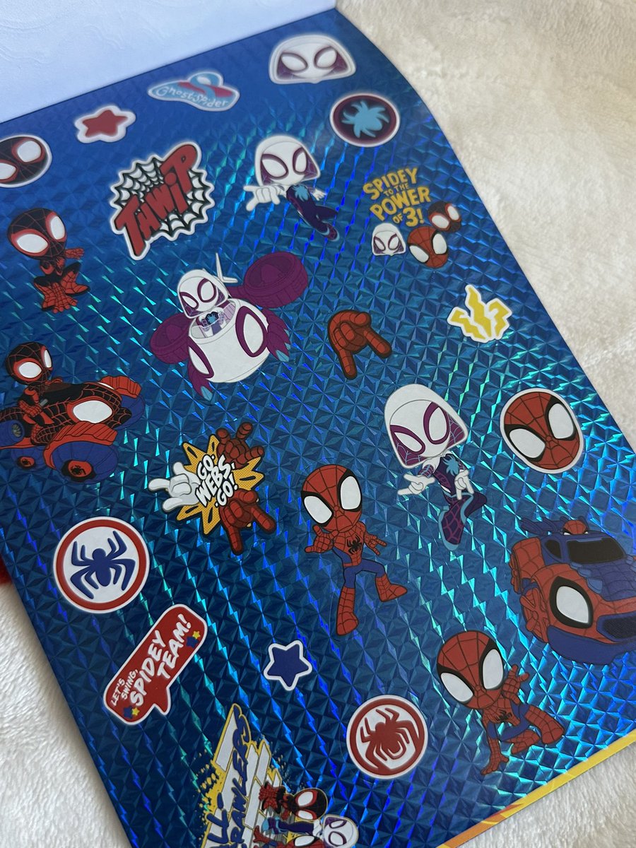 _unohanaa's tweet photo. Regardez mes autocollants Spiderman https://t.co/luk5GgRmHO