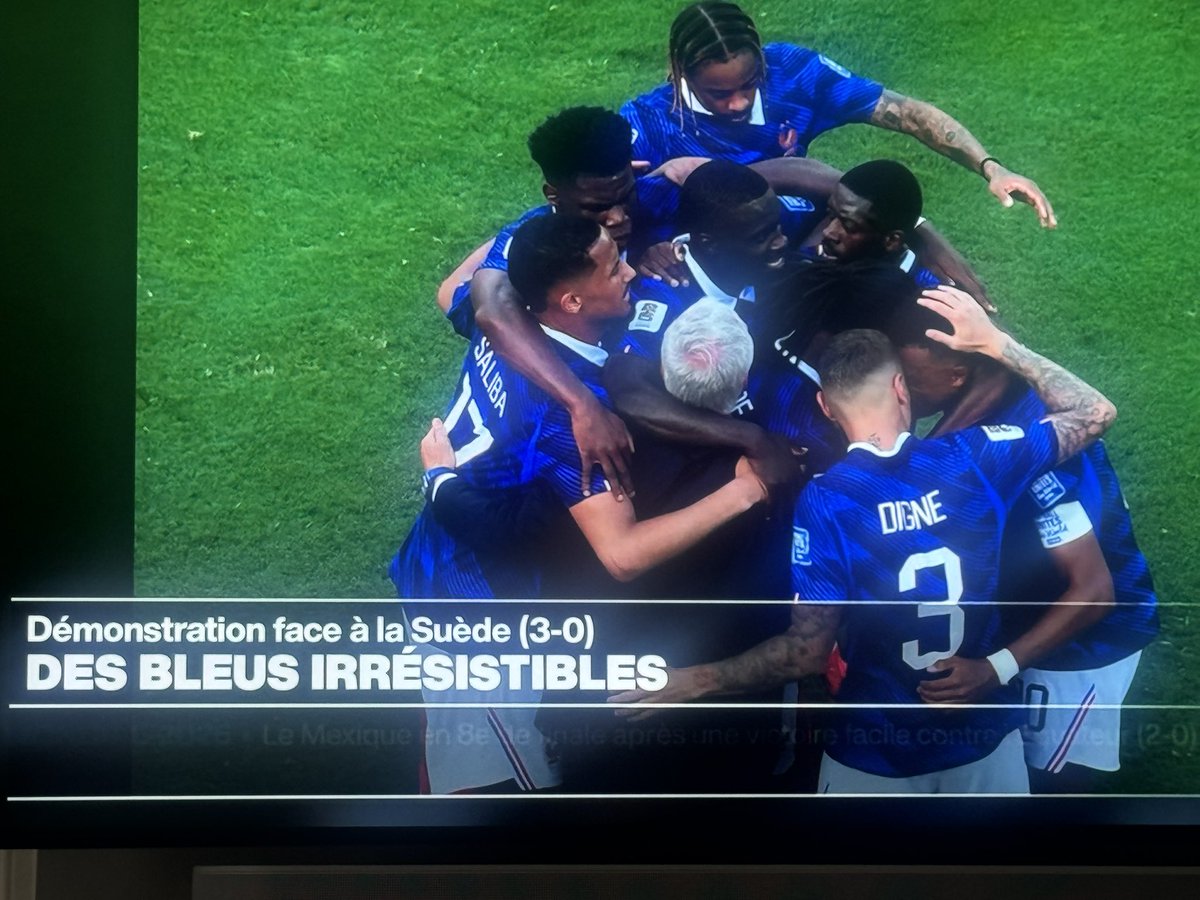 raymond_blanc's tweet photo. There are beautiful moments in football as they are in Life .
There are telling moments.These pictures are so compelling of an embrace   between Kylian MBappe   offering his goal to his manager Didier Deschamps who lost his mum a few days ago https://t.co/5r8jW8Jj64