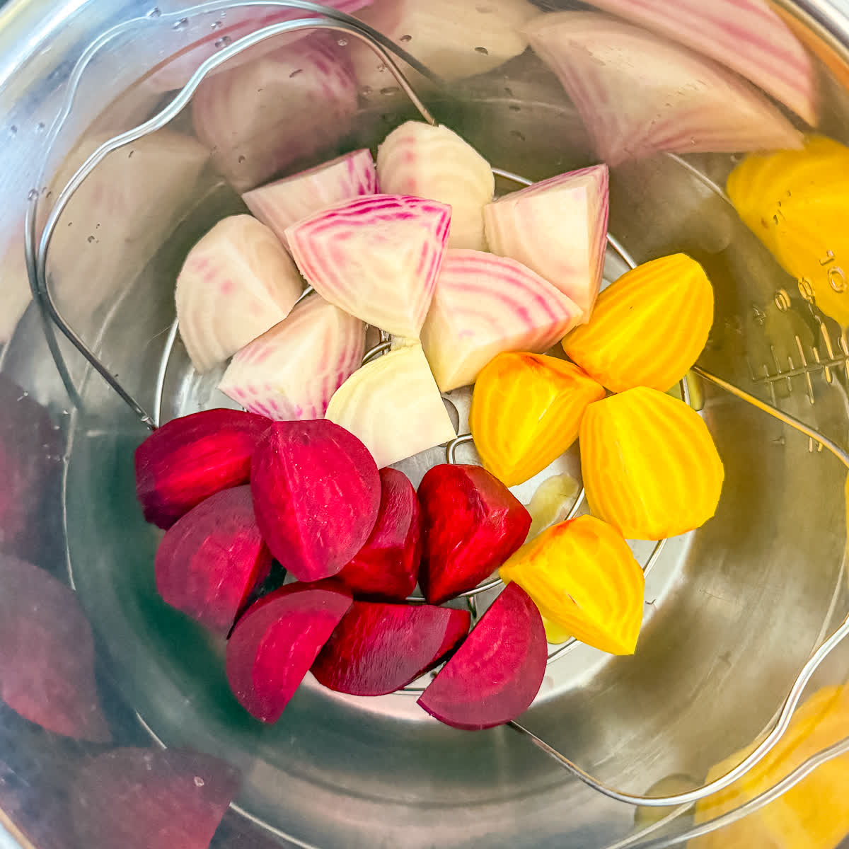 avirtualvegan's tweet photo. Perfect Instant Pot Beets!  https://t.co/Kqvs5Tb8x5 https://t.co/tb3TlSa5M7