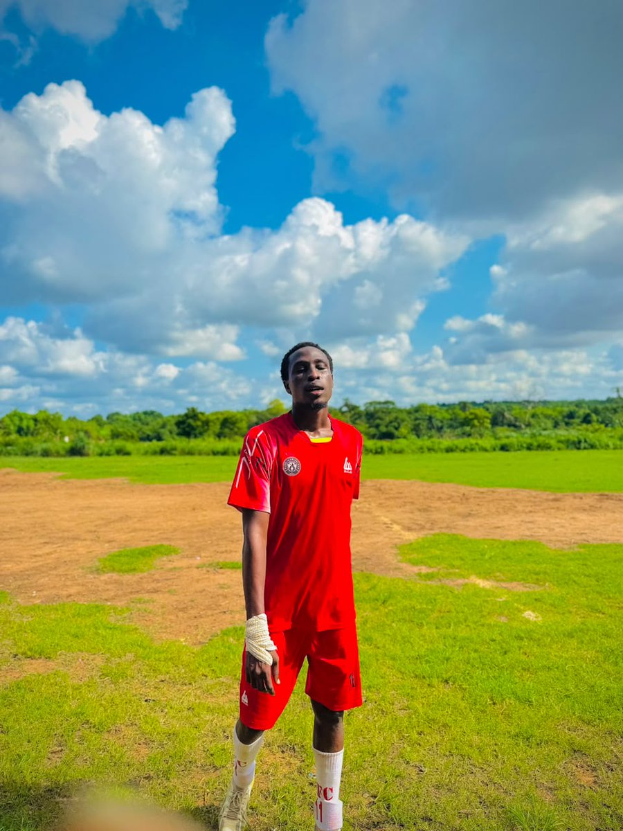 Peter_Babs11's tweet photo. So happy to be back on the pitch 👀💪🏾💪🏾🔥 #football #peterbabs https://t.co/jSje7MHxTL
