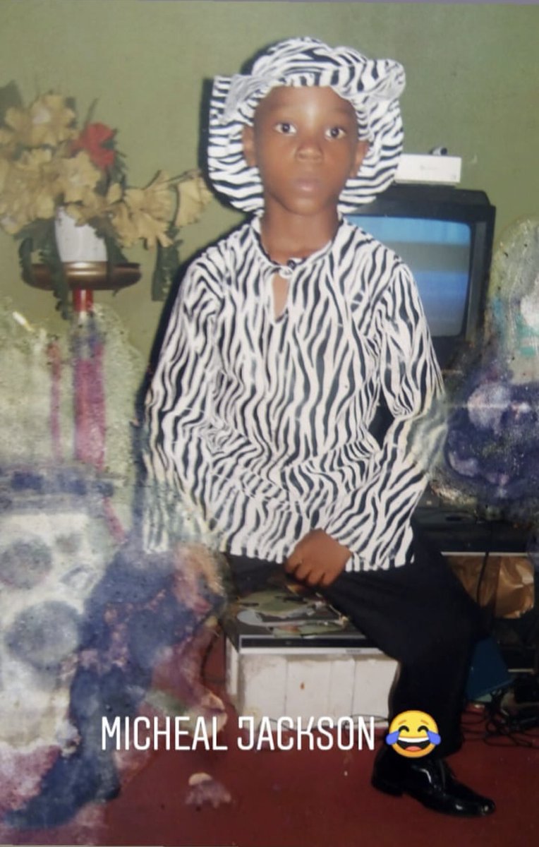 astrovibesonly's tweet photo. safe to say i was a happy kid 😂🩶 https://t.co/67lJNDuQbg