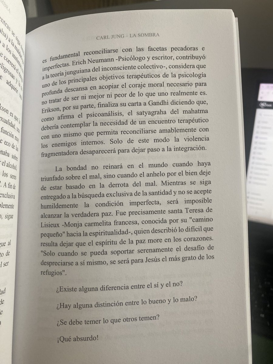 Douglasquirog's tweet photo. Para Jung,todo aquello que nos molesta de los demás,es camino hacia el conocimiento propio,siempre y cuando estemos dispuestos a reconocer nuestra sombra
No es algo malo,es un mecanismo de adaptación social que nos ayudó a sobrevivir,aunque el costo fue la mutilación individual🦧 https://t.co/r4GoIQjdjM