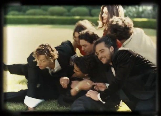 lostinstylees's tweet photo. this chaotic cast has my heart 😭❤️ https://t.co/3CJYvCXVI0
