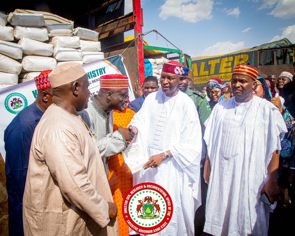 KanoRDD's tweet photo. ABBA KEEPS PROMISES! 
Today, Thursday, July 2, 2026, His Excellency, Governor Abba K. Yusuf, officially flagged off the distribution of 150 truckloads of subsidized Gida-Gida fertilizer to the 44 LGAs of Kano State. This intervention will support over 100,000 small-scale farmers. https://t.co/jFb9rUj8cG