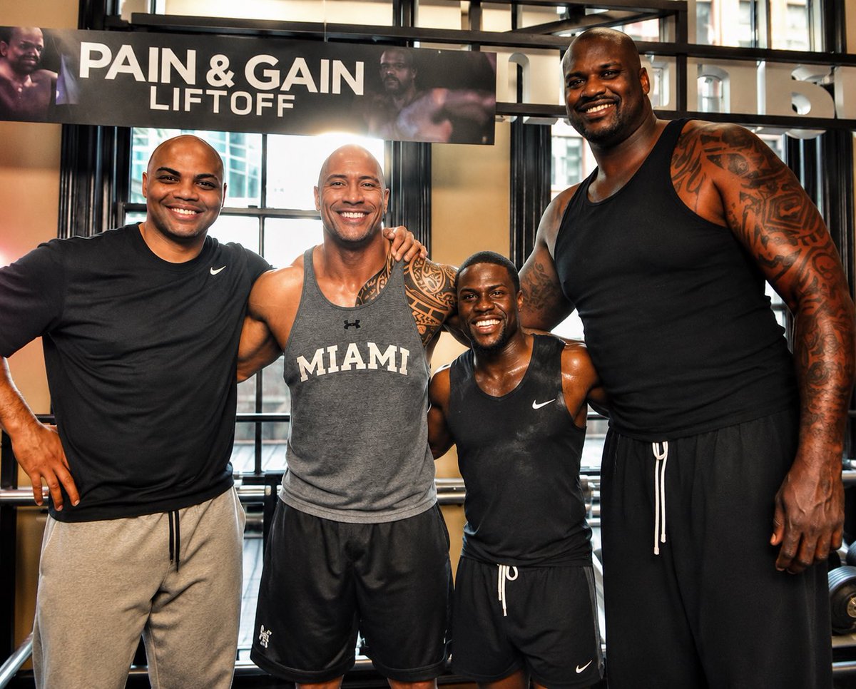 _paulthecreator's tweet photo. @TheRock @KevinHart4real there I fixed it https://t.co/7m7Y5FIrkt