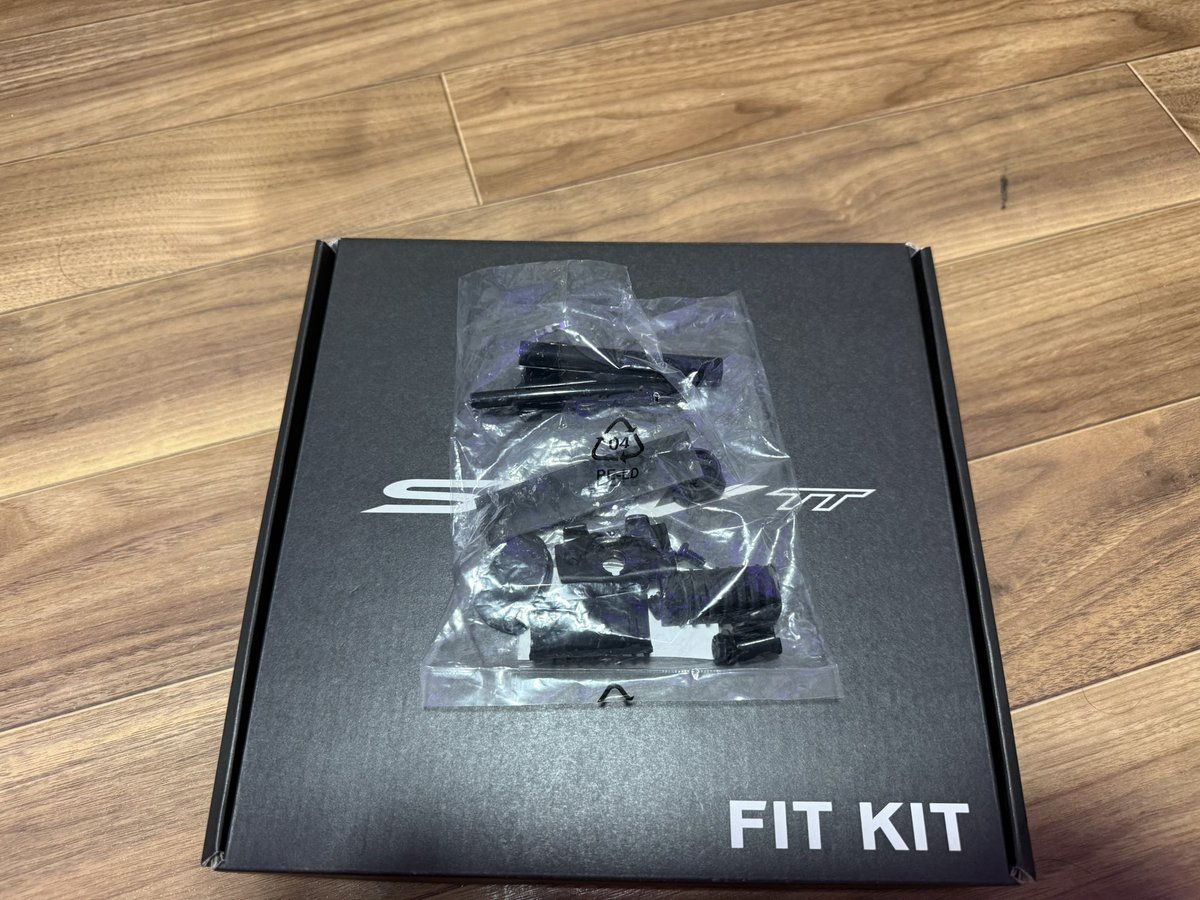 7Fe1j0's tweet photo. SPECIALIZED S-WORKS SHIV TT XS
半完成車 60万(送別)

新車購入から1ヶ月程です。走行距離1000キロ未満

純正付属品全て揃っています。

充電器、スプロケット(11-34)、チェーン(長さフロント60T分)つけます。

 #ロードバイク物販 タグお借りします。 https://t.co/z7OdjVRlGa
