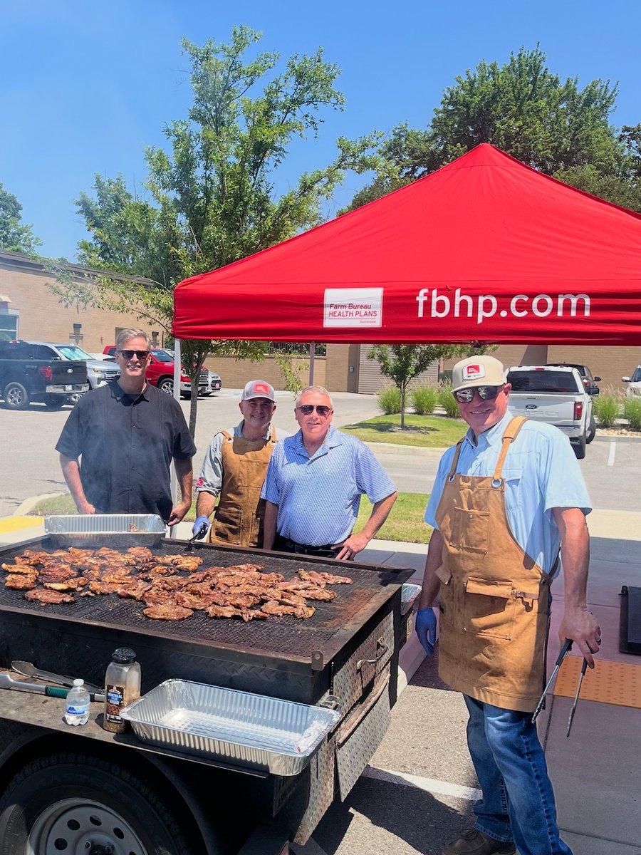 EricMayberryTFB's tweet photo. Fired up the grill today to show a little appreciation for our friends at @FBHealthPlans. Thank you for your dedication to serving Farm Bureau members across Tennessee. https://t.co/BGrQOSCZej