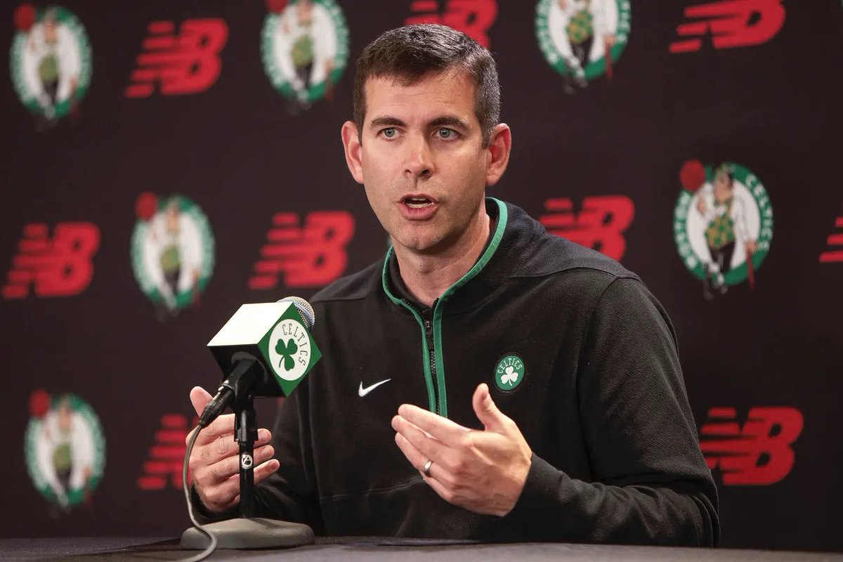 CelticsUnite18's tweet photo. Bill Simmons just said Giannis to the Celtics was done. Giannis wanted a 3 yr deal worth 35% of the cap. Brad said he would only do a 2 yr deal worth 30%. And Giannis ended up going with Miami because Brad wouldn’t budge.

It was never about Hugo. https://t.co/K61HyknyaP