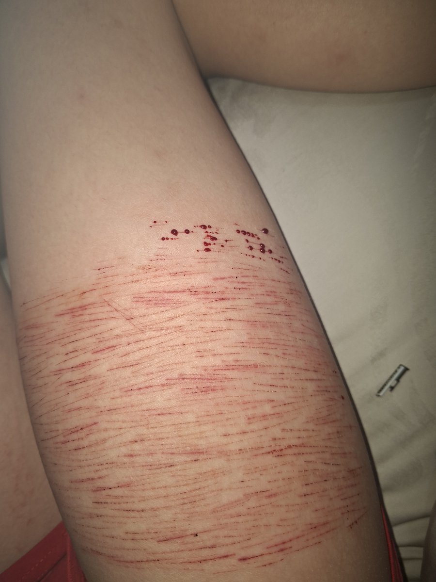 010Snsn's tweet photo. I need a new blade🫩 https://t.co/YALKBoMacv