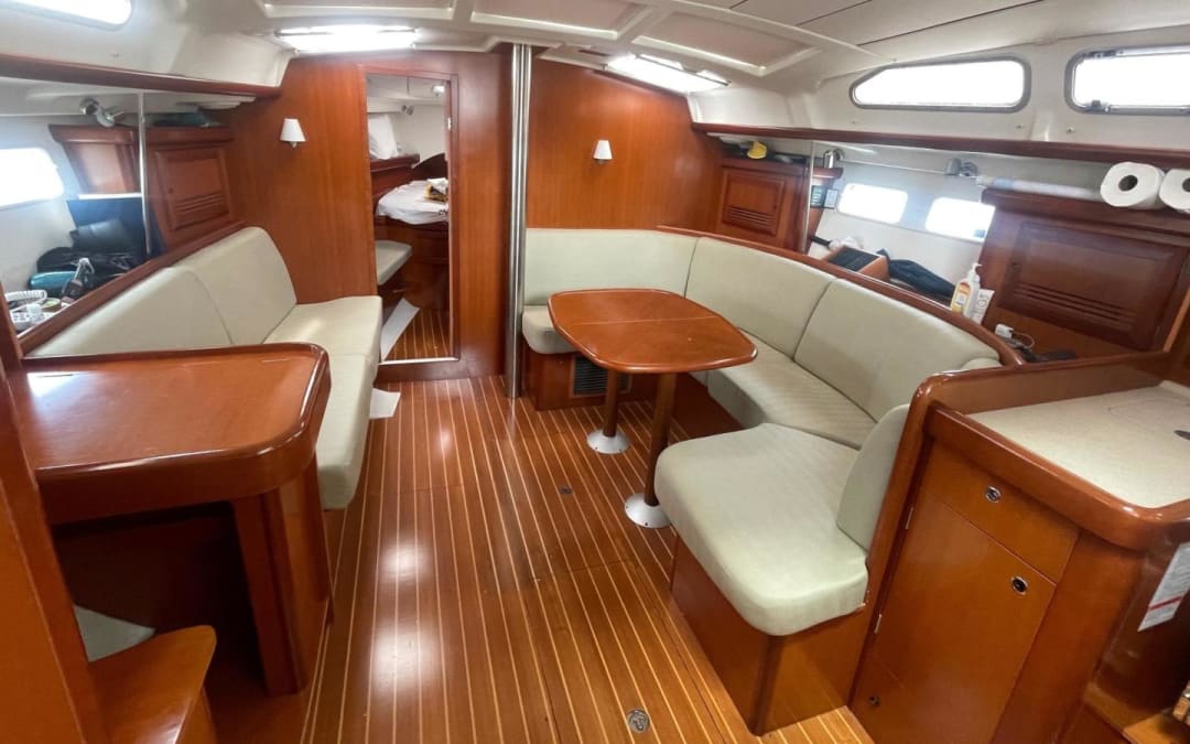 PreferredYachts's tweet photo. Price reduced — 2007 Beneteau 42' now $137,500 in Saint Petersburg, FL. A compelling opportunity in the 40' range from a trusted builder.
https://t.co/bVWYxRo3wU https://t.co/bOAvsn5cHv
