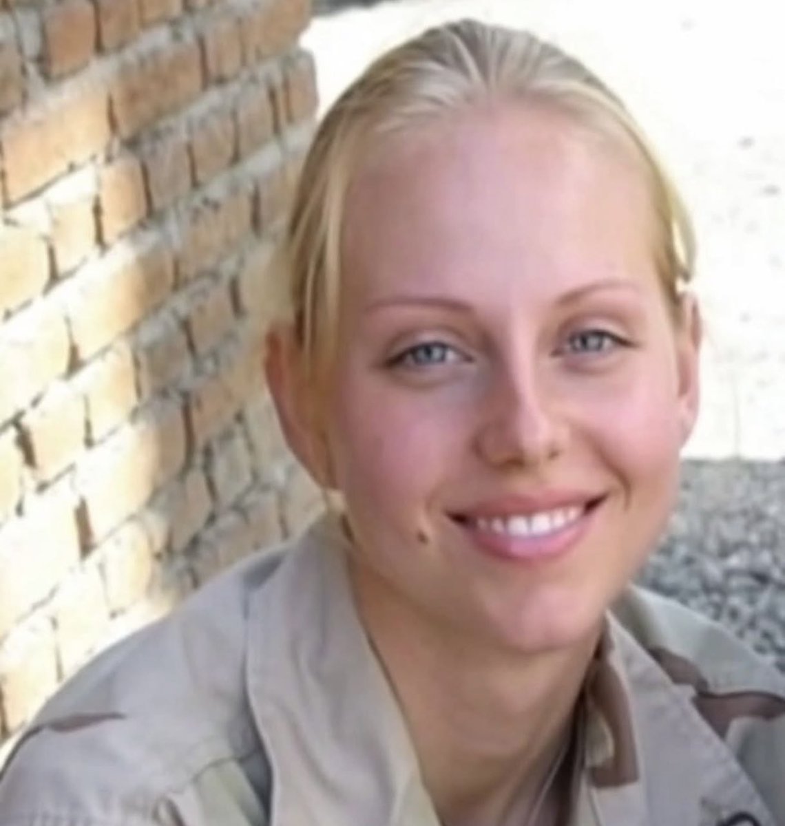 MilitaryCooI's tweet photo. We're remembering Army Specialist Julie R. Hickey, a civil affairs specialist from who died on July 4, 2004, during Operation Enduring Freedom in Afghanistan. She was just 20 years old.

Julie volunteered for deployment and served with dedication.

Thank you for your service, Specialist Hickey, you'll always be in our hearts.
