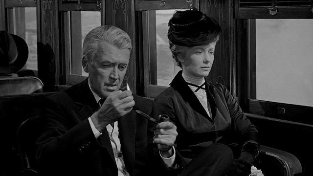 LostInFilm's tweet photo. Remembering the great James Stewart, who passed away on this day in 1997. One of the most beloved and influential actors of all time, with classics such as ‘Mr. Smith Goes to Washington’, ‘It’s a Wonderful Life’, ‘Rear Window’, ‘Vertigo’, or ‘The Man Who Shot Liberty Valance’. https://t.co/whPKY6kt7p