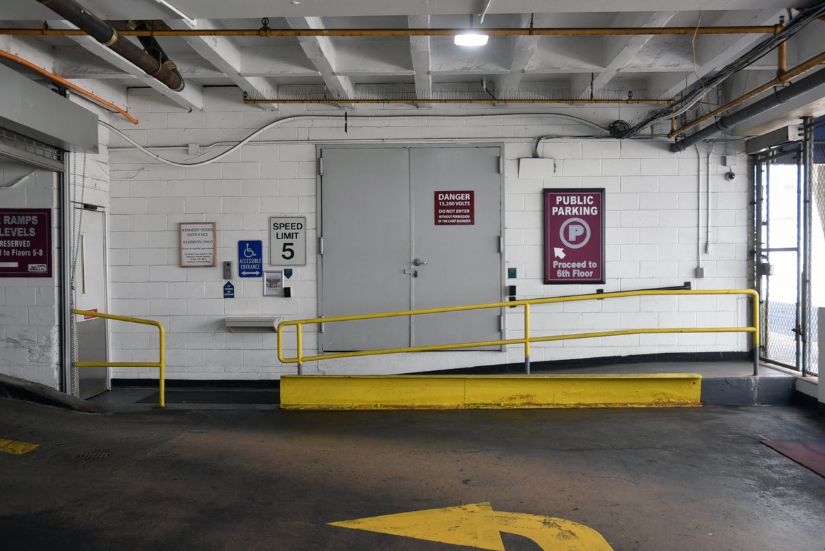 MillervicVic's tweet photo. Park your car today! https://t.co/OLa7fR9wUm