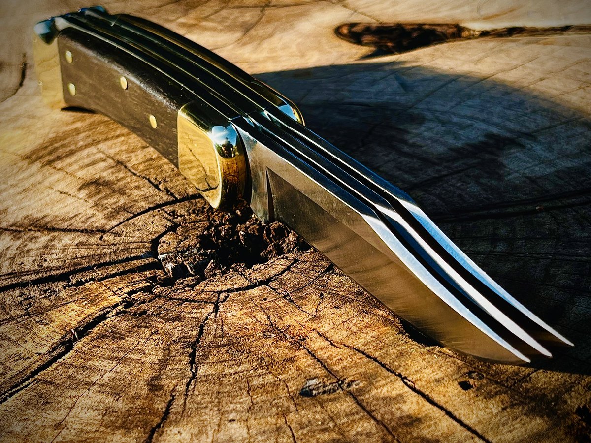 vfacundo's tweet photo. Custom Buck Knives 110 Wolverine @Official_AJolie @TheSlyStallone @CAGEosaurus #USABUCKKNIFE https://t.co/WNLCYK9o0a