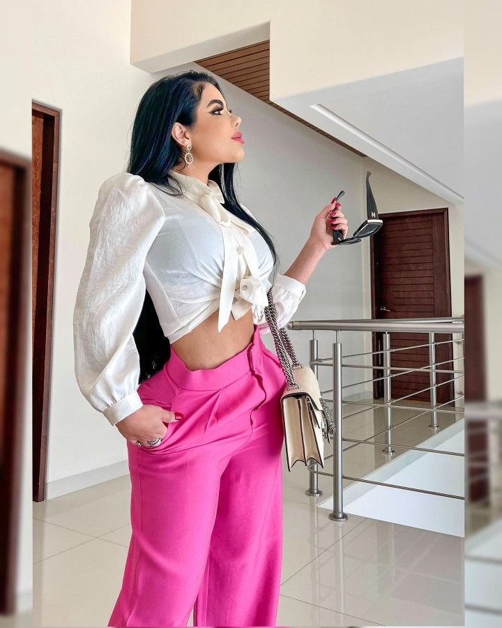Buchidolls's tweet photo. @tudollfavoritaa Gucci siempre es el toque 🔥
#SolLeon #Doll https://t.co/S7ZNO9kEFM