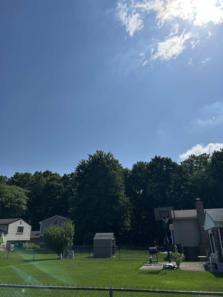mattscarsagain's tweet photo. Got outside for some sun and some heat 🥵 Lunch was a little later in the day, had the rest of the beef spare ribs. Just as good as leftovers! #carnivore #BBBE #keto #meatheals https://t.co/FEPUNWVOH6