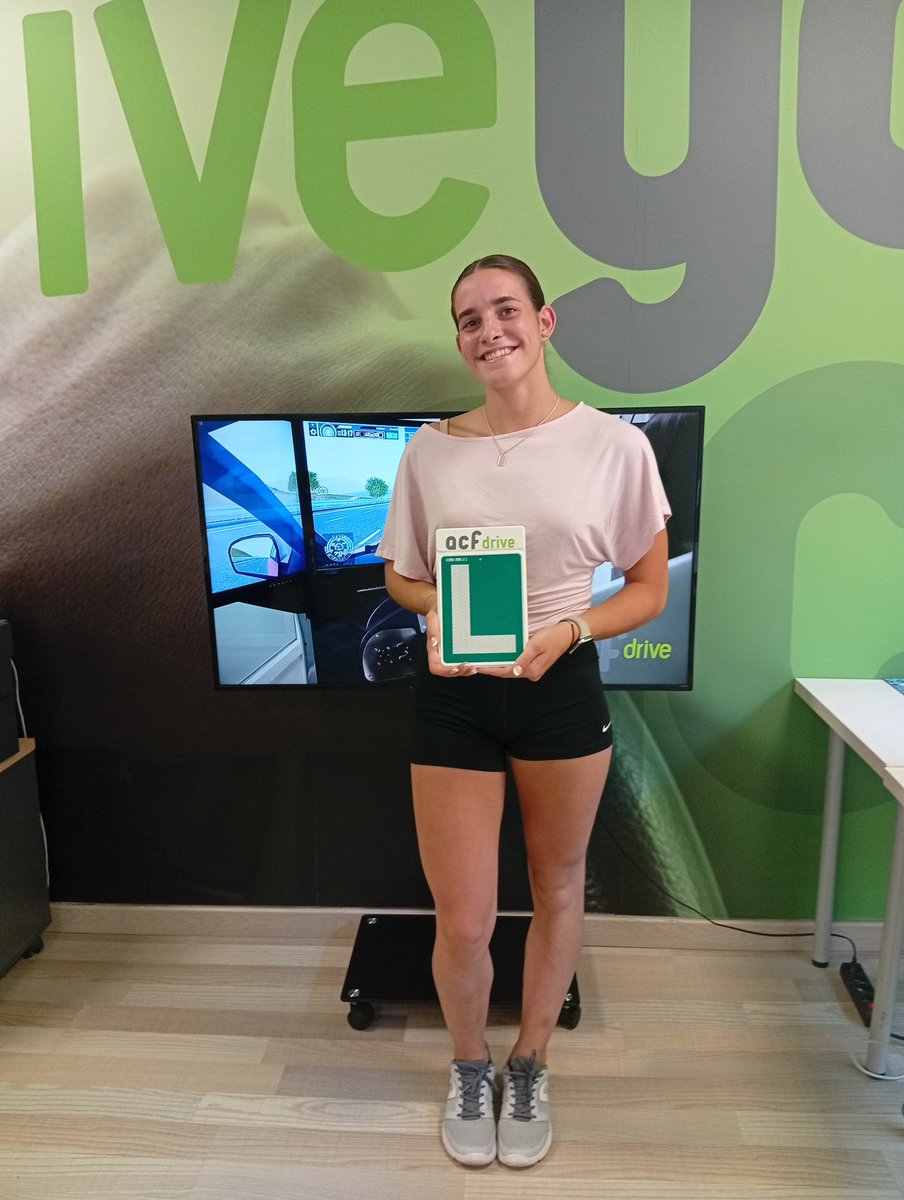 acfdrive's tweet photo. 🚗🏍️ Ellos ya lo han conseguido. ¡Ahora te toca a ti!

Detrás de cada aprobado hay una formación de calidad, profesores que te acompañan en cada paso y una forma de aprender que marca la diferencia.

Algunos de nuestros últimos aprobados 👏

#Huesca #Autoescuela #CarnetDeCoche https://t.co/8jnV7BLvTB