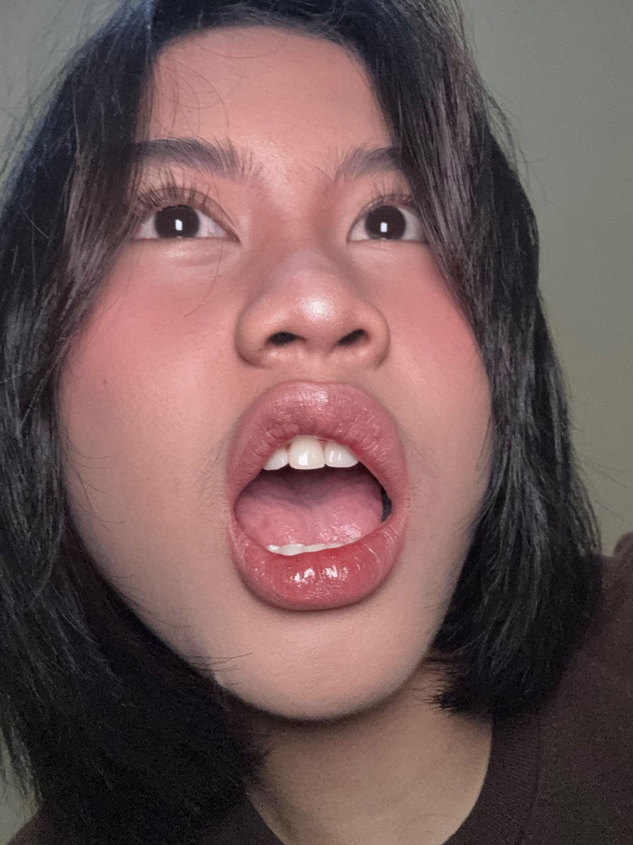 orgilbsd's tweet photo. inilah hebatnya jadi wanita cantik https://t.co/vFlm4Igwdc