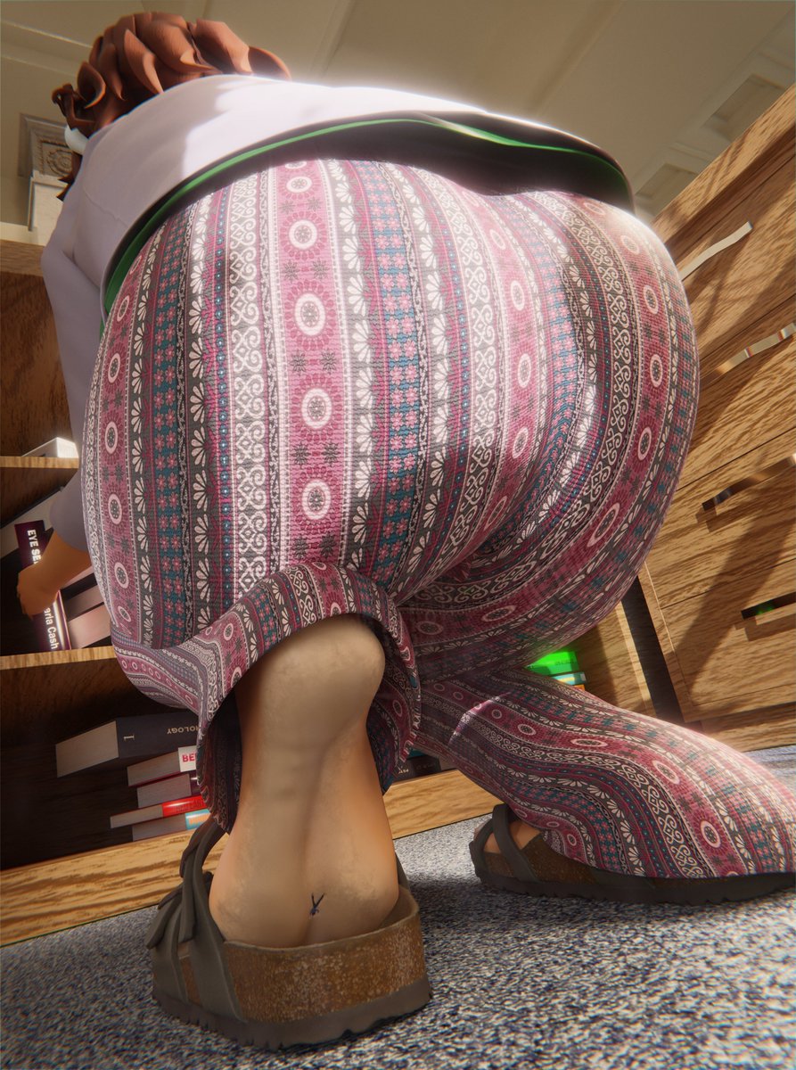 ShackArtist69's tweet photo. [📕] librarian's assistant 
Autumn worked mindlessly, sorting volumes back into their designated slots. As she lifted her right foot, the sandal revealed the tiny assistant plastered to her sole.
"Of course, they didn't put this in the right spot. Typical..."

#巨大娘 #gts https://t.co/5un17c4FkC