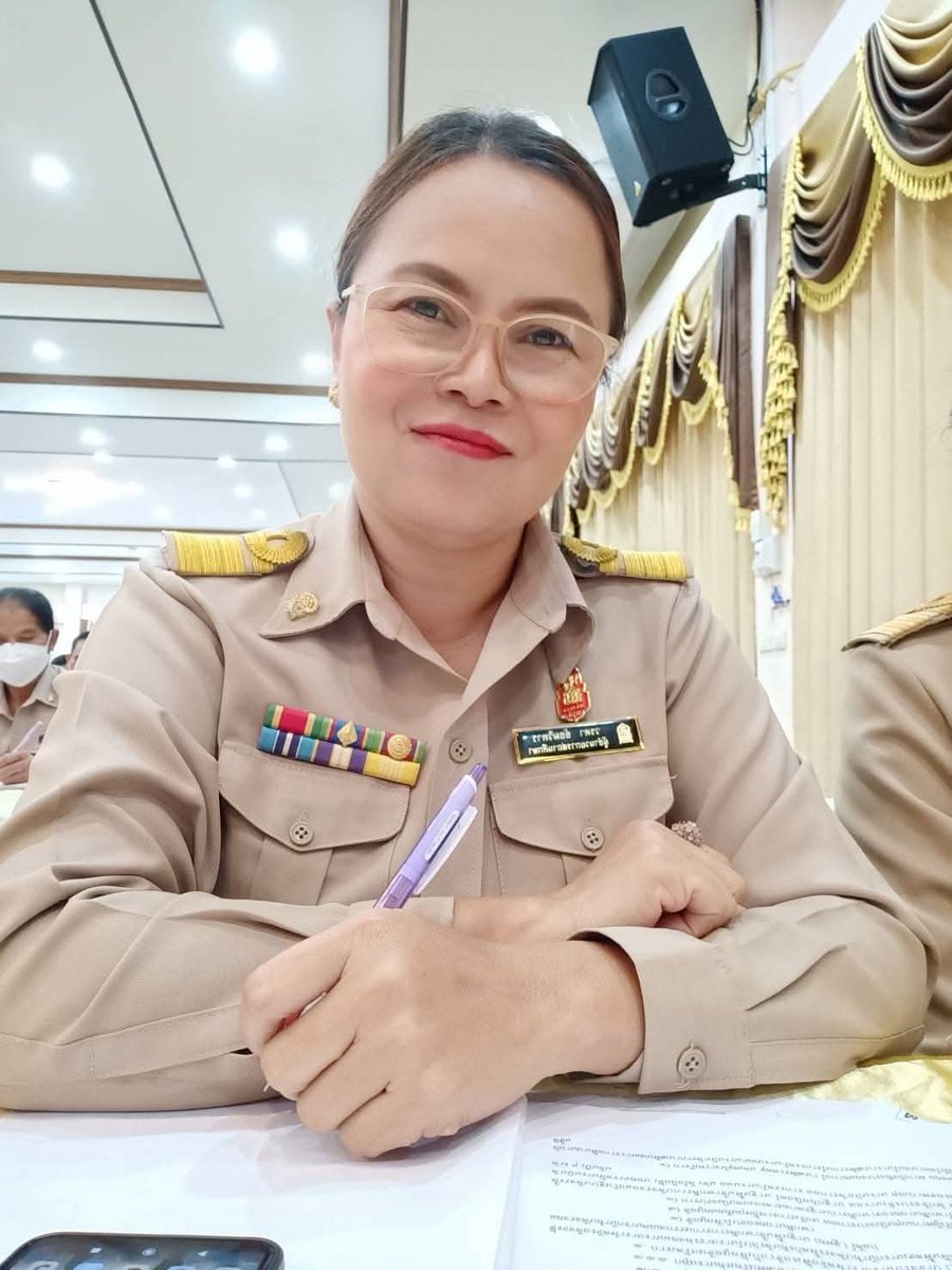 thphl246383's tweet photo. ผอ.แถวบ้านเรา รุ่นนี้น่าลอง🤤🤤🤤 https://t.co/knoh1m4dR2