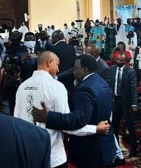 simeonisako13's tweet photo. 🚨#RDC | Rappel : Lors de la réconciliation katangaise entre Kabila et @moise_katumbi , tenue du 17 au 22 mai 2022 sous la conduite de Fulgence Muteba Mugalu,  l'une des recommandations retenues était le retour du pouvoir au Katanga. À la lumière des événements politiques récents: Kabila dans l'Est avec le soutien avéré du Rwanda pour renverser Félix tshisekedi, cette rencontre a-t-elle influencé les stratégies et les positionnements actuels des principaux acteurs de la scène politique congolaise notamment Moïse Katumbi ?