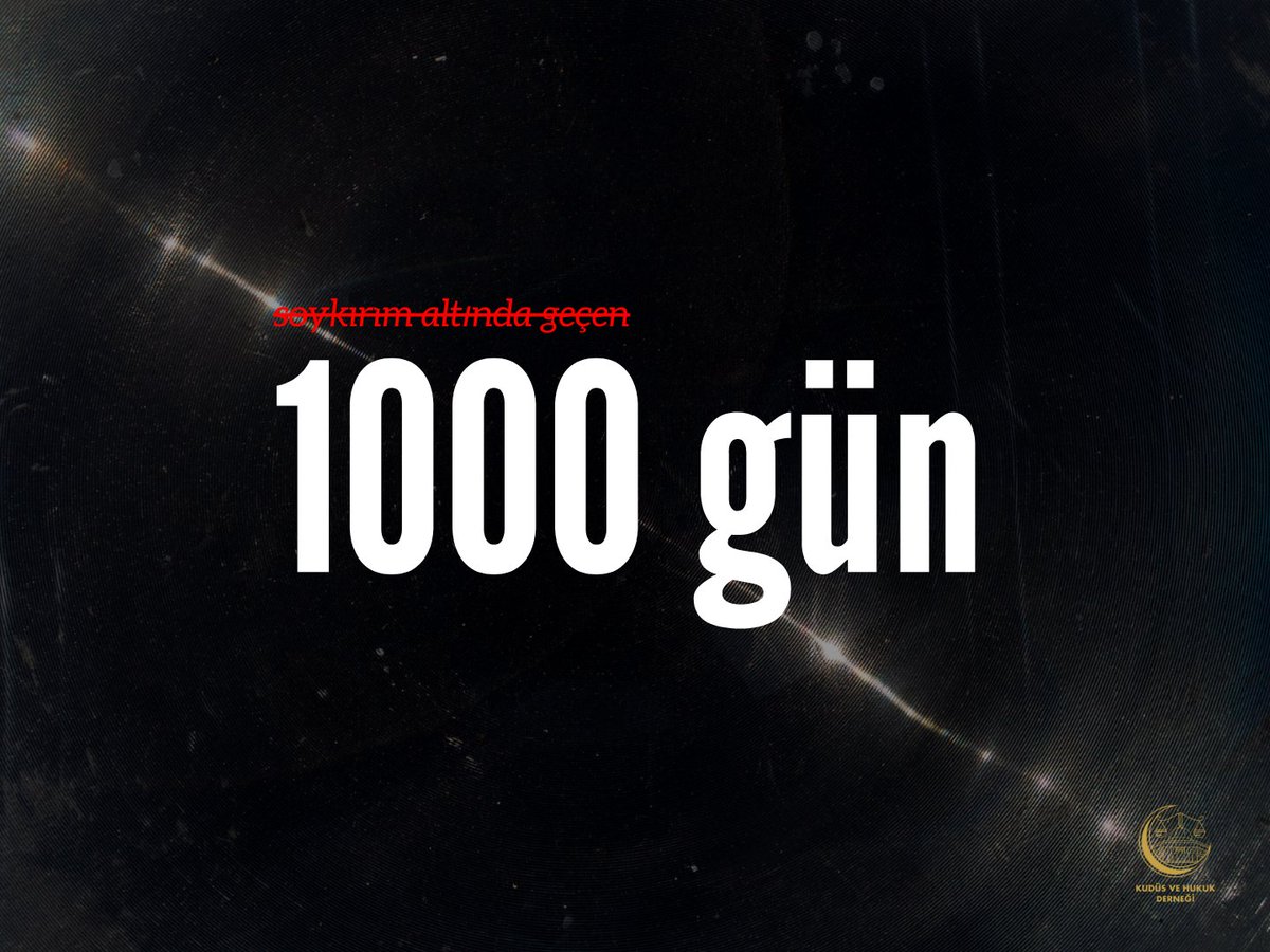 kudusvehukuk's tweet photo. Soykırım altında geçen 1000 gün.

1000 gündür aynı soru.

İnsanlık bu katilleri durdurabilecek mi?

#GazzeSoykırımı1000Gün
#GazaGenocide‌ https://t.co/d9omHhf1ES