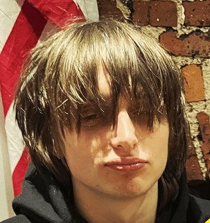 meth_gala's tweet photo. @boredcig @maddieis_me looks EXACTLY like dugan from shed theory https://t.co/TPfVhzCr6b