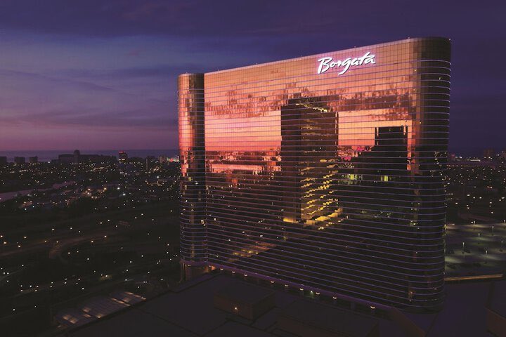 graybrigade's tweet photo. #OnThisDay 23 years ago in 2003, the #Borgata Hotel, Casino & Spa opened at 1 Borgata Way in #AtlanticCity, NJ. The Borgata currently operates the only race book/simulcast facility in Atlantic City. 🐴🏇@BorgataAC #HorseRacing https://t.co/qOure61VRC