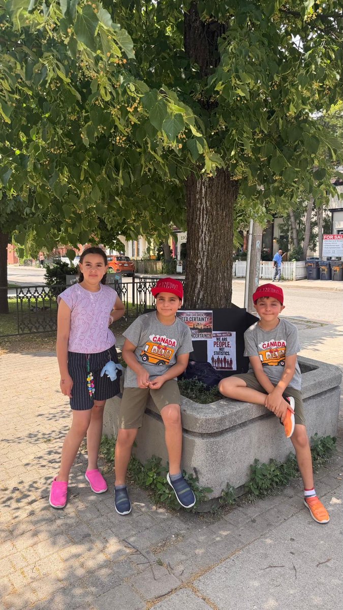 YesMeLordX's tweet photo. Look at their hats. Look at their shirts. These TS2023 kids chose to wear CANADA while asking Canada to let them stay.
They survived the earthquake at 5, 6, 8 years old. They grew up here. Their permits expire, their childhood shouldn’t. @EvanLSolomon #ExtendTS2023 https://t.co/DtndOXiMQI