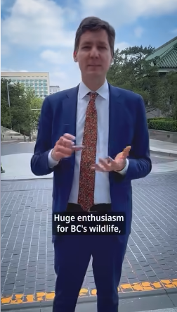 DouglasTodd's tweet photo. "Huge enthusiasm for B.C. here in Beijing!," says B.C. Premier David Eby (@Dave_Eby).
Here we go again.
My article coming out soon.
#bcpoli #vanpoli #vanre
https://t.co/9XW4mEHwLs https://t.co/CvLfch0v2P