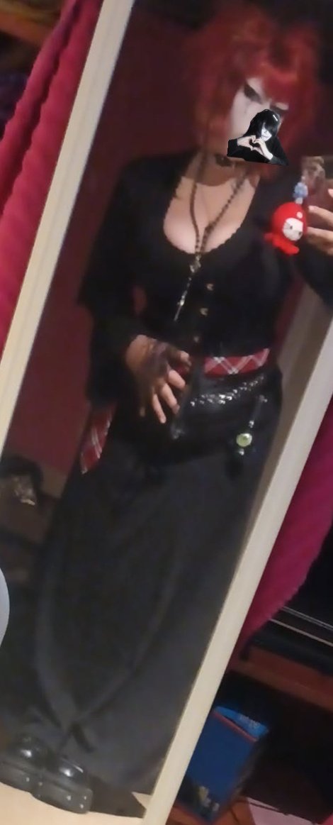 CrispyD011's tweet photo. My account is empty and waiting. Can u be good and fill it up, piggy?

#paypigswelcome #findom #fincuck #finsub #paypig #humanatm #domme #dommymommy #findomme #sub #submissive #domminant #drain #feet #worship #wallet #sissy https://t.co/Zd38xNxnGv