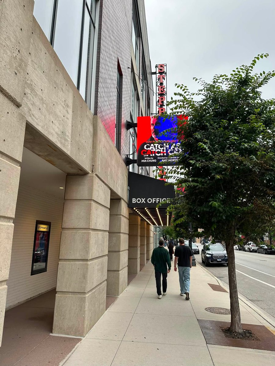 SamAlexRadio's tweet photo. Checkout CATCH AS CATCH CAN at Chicago’s Steppenwolf Theatre Company starring Gary Cole. I still remember my Freshman year at Illinois State University when he spoke with me and other students with great advice and was very inspiring. https://t.co/Cjx2UGatcc