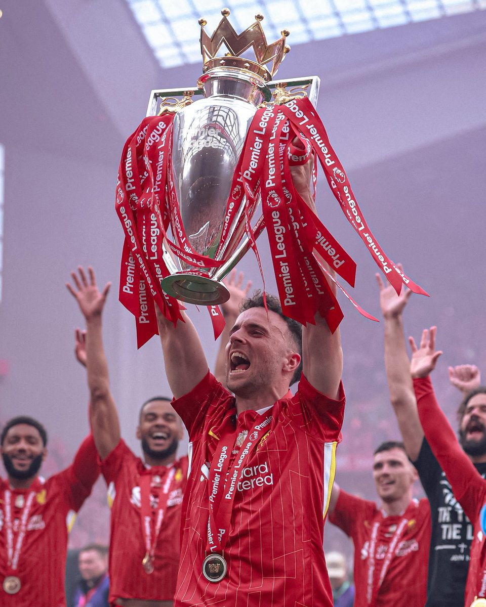 centrekop's tweet photo. @LFC Forever 20 ❤️ https://t.co/vbBTsDyDtZ