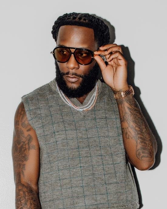 Najabloge's tweet photo. Happy birthday @burnaboy thanks for making us believe it’s possible! https://t.co/VGUfsFwgy2