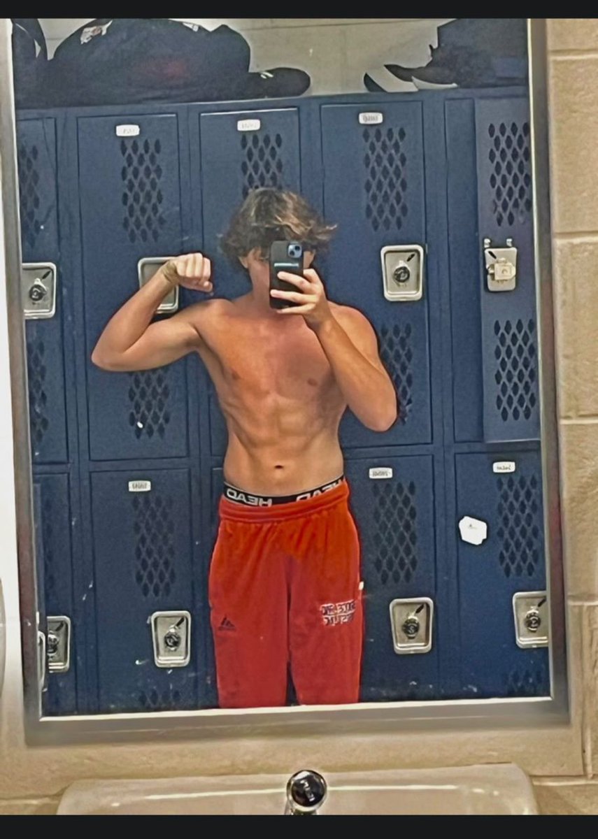 abel_mails's tweet photo. Warm ups 
#baitedkid #GayOF https://t.co/SYwvyUhhQv