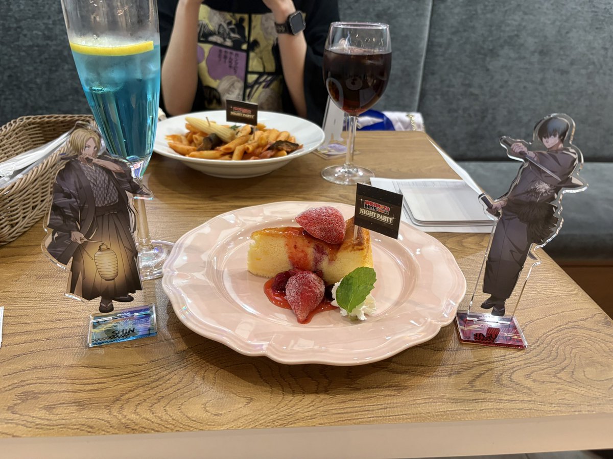 mnmn1192's tweet photo. おはようございます😃来月からお世話になる施設で早番のバイトして来ます☺️
今日はコラボカフェのナグシン🥰🥰 https://t.co/mAHRJ2lodd
