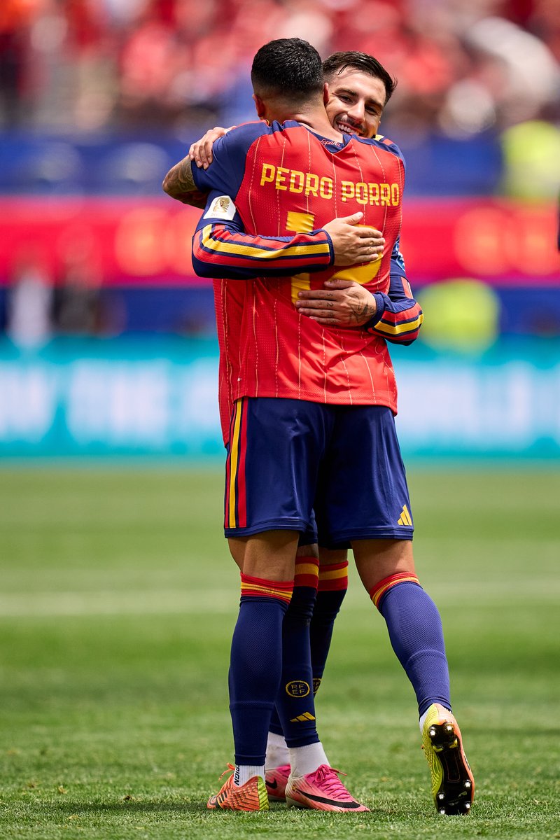 SEFutbol's tweet photo. Celebrar un gol en un Mundial.

Por Pedro Porro.

🇪🇸 🆚 🇦🇹 | 2-0 | 74’

#VamosEspaña | #CopaMundialFIFA https://t.co/SAJWT7xmuy