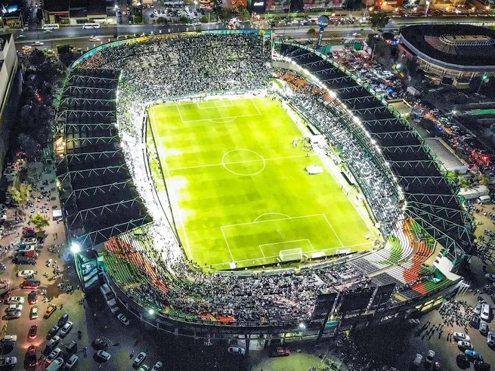3Alejandrorami's tweet photo. @JoanAguinaga Esta más vrgas el puto estadio de mi rancho https://t.co/qjOX1ZG6dy