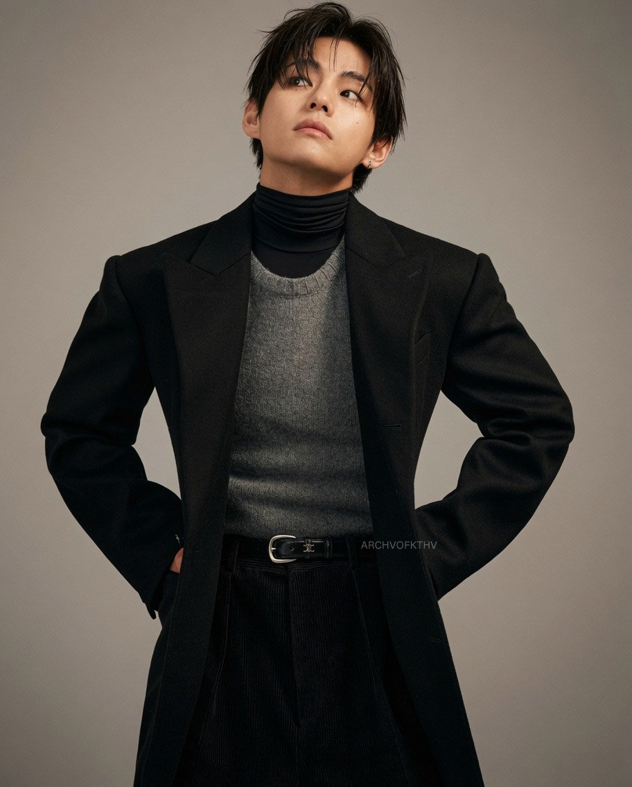 archvofkthv's tweet photo. TAEHYUNG'S BODY PORTION IS SO INSANE!! https://t.co/JTsLlAGvgO