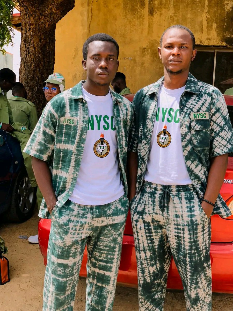 OXxygenO2's tweet photo. From khaki to Adire ๐ฅบ๐ฅบ๐ฅ
#corper #presidentTinubu https://t.co/AGGPiJmEIQ