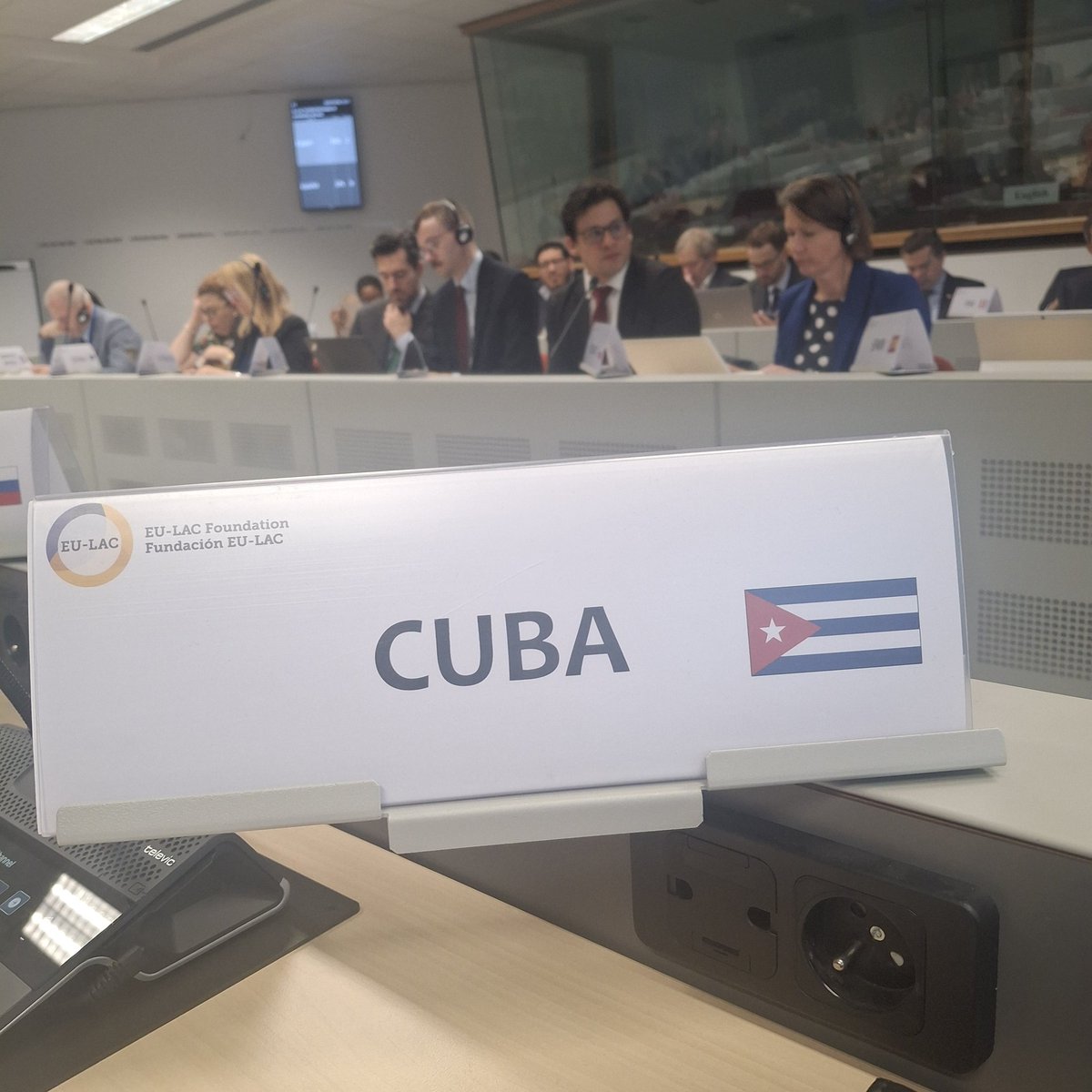 BryanGual's tweet photo. 🔴 Participamos en la XIV sesión ordinaria del Consejo Directivo de la Fundación EU-LAC, que tuvo lugar acá en Bruselas.

Otro espacio para debatir los enormes desafios internacionales desde la perspectiva de la cooperación birregional entre Europa y America Latina y el Caribe. https://t.co/DC3M4AFE3E